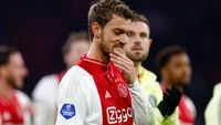 Rugani en Fitz-Jim in Ajax-basis tegen Rigas FS, Baas vervangt Hato als linksback