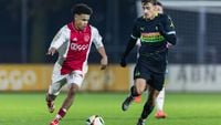 Ajax neemt talentvolle Alders en Mokio mee naar Riga; Rensch en Hato ontbreken