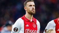 'Bij Ajax is geen sprake van een spitsenprobleem, maar van een Jordan Henderson-probleem'