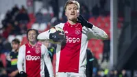 Ajax bevestigt tijdelijk vertrek Rijkhoff; spits wordt verhuurd aan Almere City