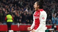 Fitz-Jim: 'Hij is nu nog een Ajax-speler, dus ik vind het geen verrader'