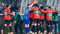 PSV geeft voorsprong van twee goals in slotminuten weg tegen NEC; ook FC Utrecht speelt gelijk