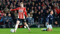 Rondom Ajax: PSV-aanvoerder blij met puntenverlies Ajax: 'Blijft lekker, zo eerlijk moet je zijn'