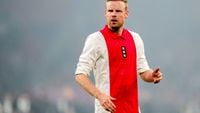 Klaassen boos op Goes nadat verdediger van veld af wilde lopen: 'Hij gaat dat toch niet bepalen?'