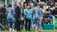 Farioli onder vuur: 'Hoe bestaat het? Onbegrijpelijk, ook voor een Italiaanse coach'