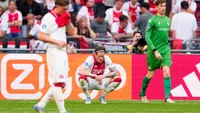 Kranten zien het somber in: 'Ajax in deze vorm volstrekt kansloos om de resterende duels te winnen'