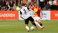 Goes speelt hoofdrol bij zege AZ met goal en rode kaart; Steijn scoort weer tegen club van zijn vader