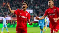 AZ en tiental FC Twente naar finale play-offs om Europees voetbal