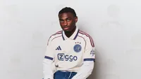 Ajax lanceert derde tenue: geïnspireerd op oorsprong van Amsterdam