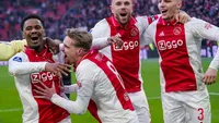 VI ziet dat stilte voor storm bij Ajax voorbij is: 'Er wordt flink getrokken aan de big five'