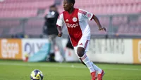 Genieten van Bounida, experiment Van de Pavert en Jetten leeft op bij dominant Jong Ajax