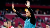 Dolberg terug bij Ajax na bewogen periode: 'Nieuwe gezichten, maar ik herken Ajax nog steeds'