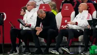 Ajax kent moeizaam seizoen: 'Aanstelling trainer niet één fout, het zijn er meestal drie'