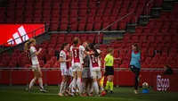 Ajax Vrouwen in laatste minuut langs directe concurrent PSV dankzij bizarre eigen goal
