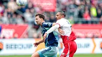 Rondom Ajax: Regeer oogst lof met optreden tegen FC Utrecht: 'Zechiël werd door hem naar de gallemiezen gespeeld'