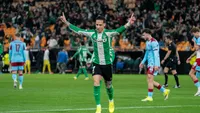 Buitenland: Antony trefzeker voor winnend Real Betis, rood voor Tagliafico bij Olympique Lyon