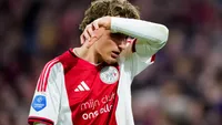 Godts wekt irritatie: 'Je ziet bij Ajax spelers zichzelf boven het teambelang stellen’