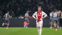 Ajax verliest van Olympiakos en is uitgeschakeld in de Champions League