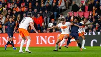 Interlands: Nederlands elftal speelt met tien man gelijk; Oranje O19 en Frankrijk O19 lopen EK mis
