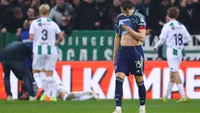 Kranten zien Ajax zich als 'los zand' presenteren: 'Rolden de rode loper uit voor Groningen'