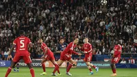 Paris Saint-Germain verslaat Liverpool; Atlético Madrid wint van tiental FC Barcelona