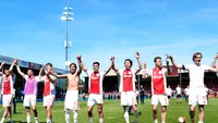 NB: 'Wisselwerking tussen spelers en fans van Ajax was mooi, maar dit was in alles een verloren seizoen'