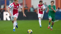 García kiest voor Dolberg ten koste van Weghorst tegen FC Utrecht, Regeer vervangt Steur bij Ajax