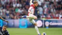 Perez lyrisch over 'spil' in aanvalsspel Ajax: 'Een genot om naar te kijken'