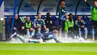 Klaassen beleeft ongekend waterballet met Ajax: 'Is aan de heren in Zeist'