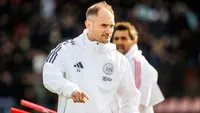 Wie is Carlos García, de nieuwe trainer van Jong Ajax die al vaak samenwerkte met Cruijff?