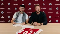 Kweekvijver: Ajax deelt massaal profcontracten uit en trekt vijf nieuwe talenten aan
