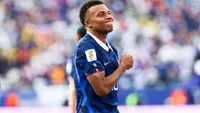 Franse aanval niet te stoppen: Mbappé gidst Frankrijk met goals simpel langs Zweden