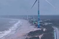 Windmolenpark op Chinees eiland Hainan deels omgewaaid tijdens Typhoon Yagi