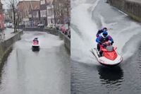 Twee “pietjes” hadden nogal haast om weg te komen uit de roze buurt van Leeuwarden