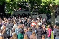 Stormloop tijdens Bevrijdingsfestival in Rotterdam