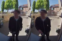 Bankmedewerkeroplichtertje staat vol op de deurbel
