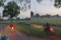 Motorrijder in Enschede onderzoekt de berm