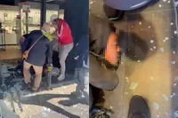 Omstanders grijpen overvaller bij juwelier in Zaandam, andere daders vluchten op scooter