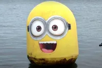 Minions gespot op het Alkmaardermeer: Topactie van vriendinnen niet door iedereen gewaardeerd