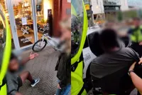 Je mag een vrouwelijke wetshandhaver ook geen hoer meer noemen in Den Haag