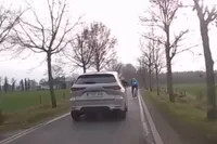 Belgische bende: Waarom het legaal zou moeten zijn om amateurwielrenners van de weg te mogen rijden