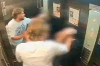 Amerikaanse toerist mishandelt zijn vriendin vier keer binnen 24 uur in Rio: liftcamera legt brute aanval vast