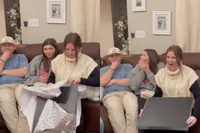 Secret Santa-cadeau blijkt lol op te leveren voor het hele gezin