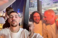 Ali B viert samen met Boef een feestje op Yas Marina Circuit in Abu Dhabi