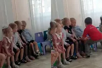 Grietje van dit mannetje wordt wel héél vroeg afgepakt