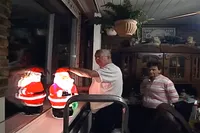 Nooit eerder vertoonde Tiny en Lau-beelden uit 2007 opgedoken: uncut, ongefilterd en met nóg meer gevloek