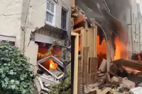 Grote brand en explosies in centrum Utrecht: chaos in Visscherssteeg, hulpdiensten massaal aanwezig