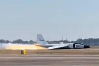 NASA-vliegtuig maakt buiklanding in Houston na technisch probleem