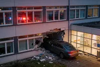 Auto rijdt ziekenhuis in Heerlen binnen: bestuurder zwaargewond, SEH tijdelijk dicht