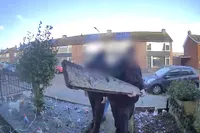 Boze buurman die olie op het vuur gooit in burenruzie in Halsteren is zelf ook geen lieverdje